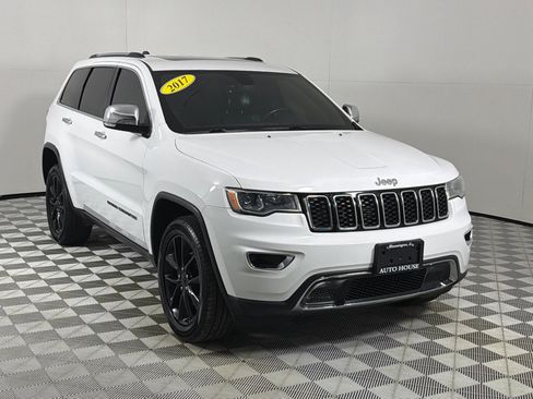 Used 2017 Jeep Grand Cherokee Limited AWD/4WD image 3