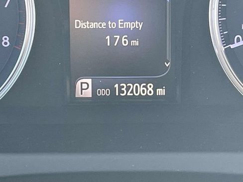Used 2016 Toyota Camry LE FWD image 21