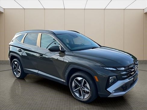 Used 2025 Hyundai Tucson SEL AWD/4WD image 2