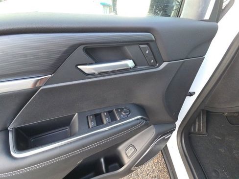 New 2026 GMC Acadia Elevation image 21