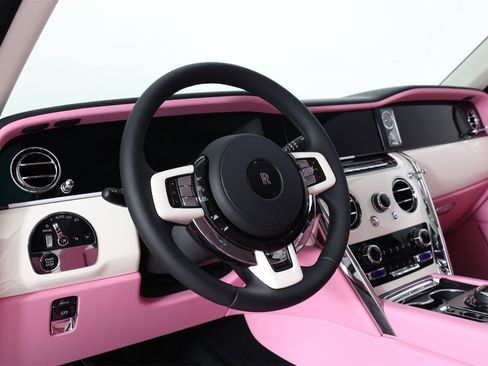 New 2025 Rolls-Royce Cullinan w/ Dynamic Package image 4