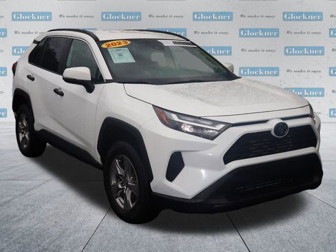 Used 2023 Toyota RAV4 XLE image 3