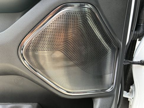 Used 2025 RAM 1500 Limited AWD/4WD image 22
