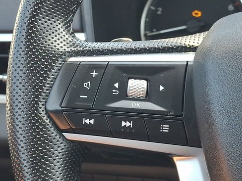 Used 2023 Mitsubishi Outlander SE AWD/4WD image 20