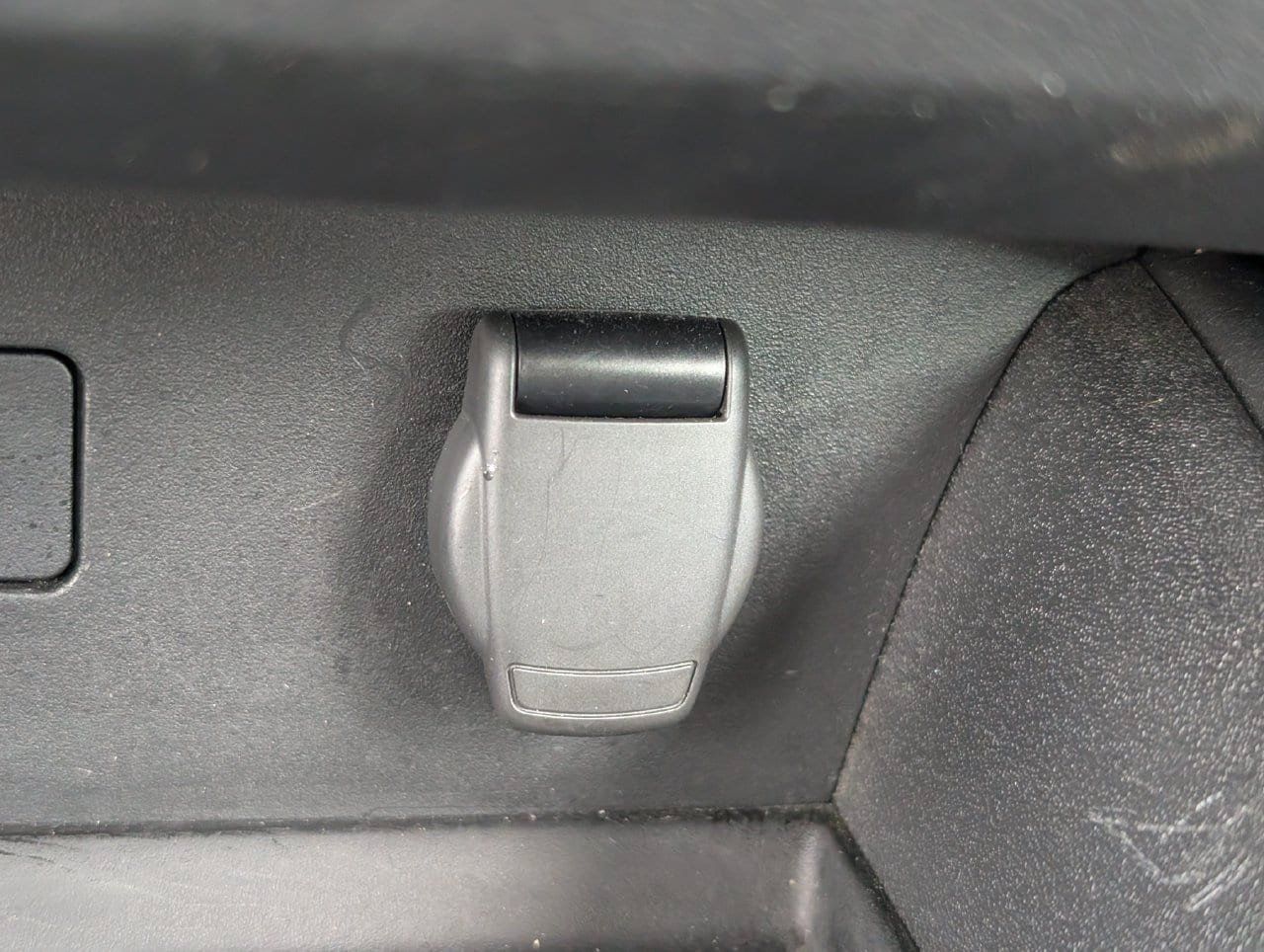Used 2025 Nissan Altima 2.5 SV FWD image 20