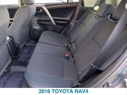 Used 2018 Toyota RAV4 XLE w/ All Weather Liner Package AWD/4WD image 22