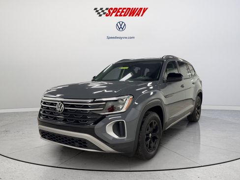 New 2026 Volkswagen Atlas Peak Edition AWD/4WD image 12