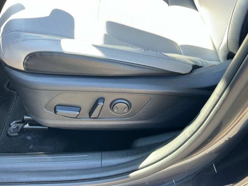 Used 2023 Kia Sportage EX FWD image 27