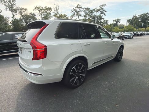 Used 2023 Volvo XC90 B6 Plus w/ Protection Package Premier AWD/4WD image 18