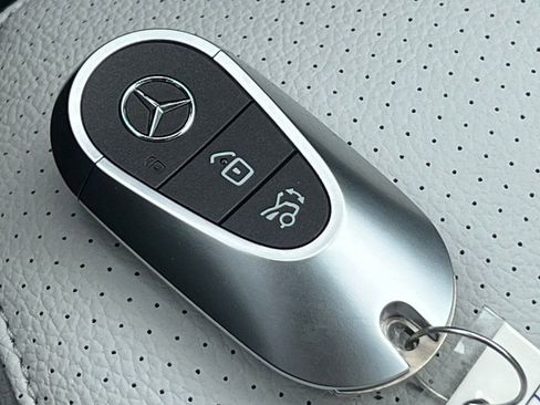 New 2026 Mercedes-Benz C 300 4MATIC Sedan image 34