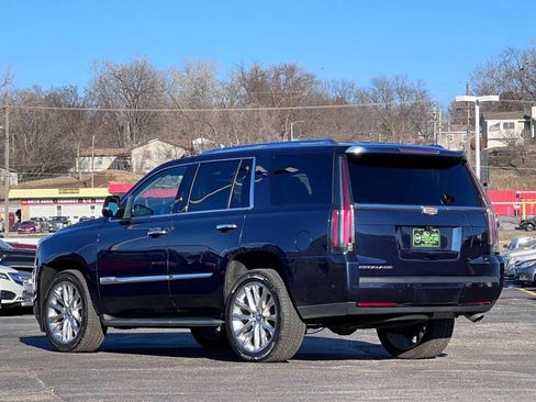 Used 2020 Cadillac Escalade Luxury AWD/4WD image 6