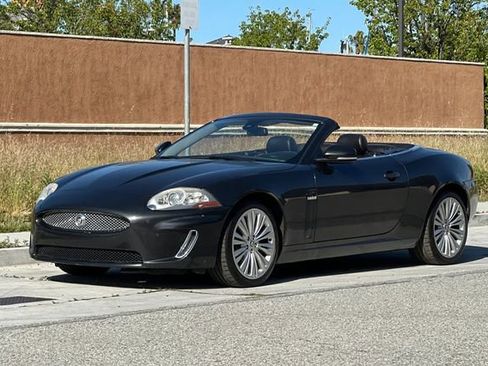 Used 2011 Jaguar XK Convertible RWD image 8