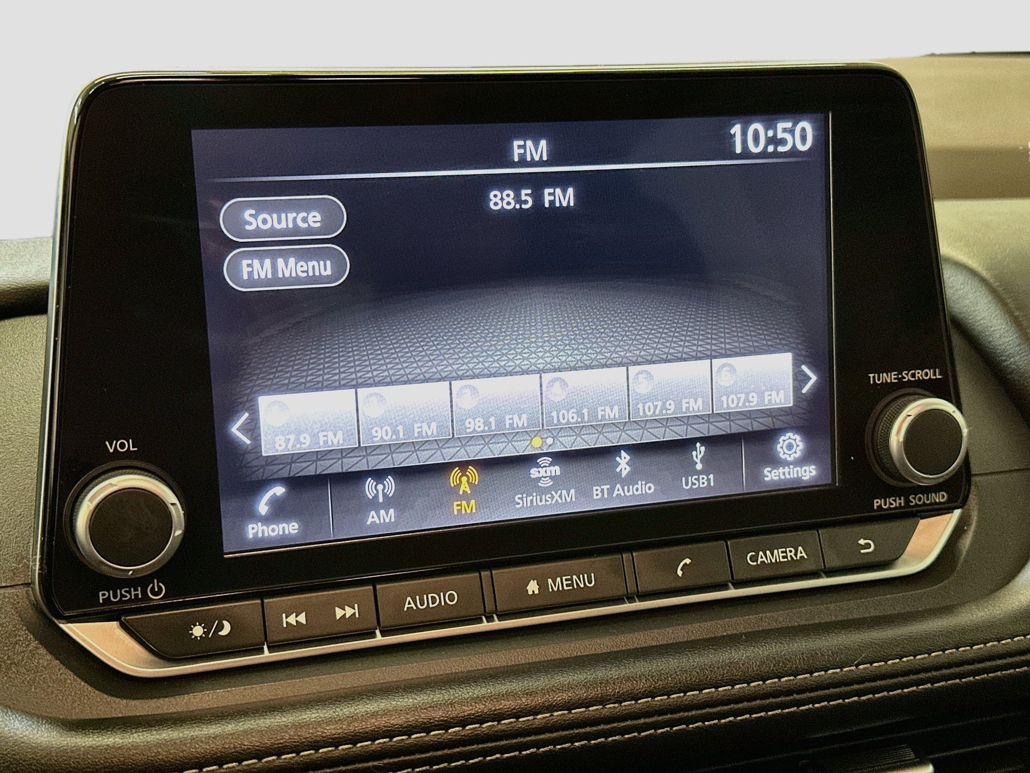 Used 2023 Nissan Rogue SV AWD/4WD image 21