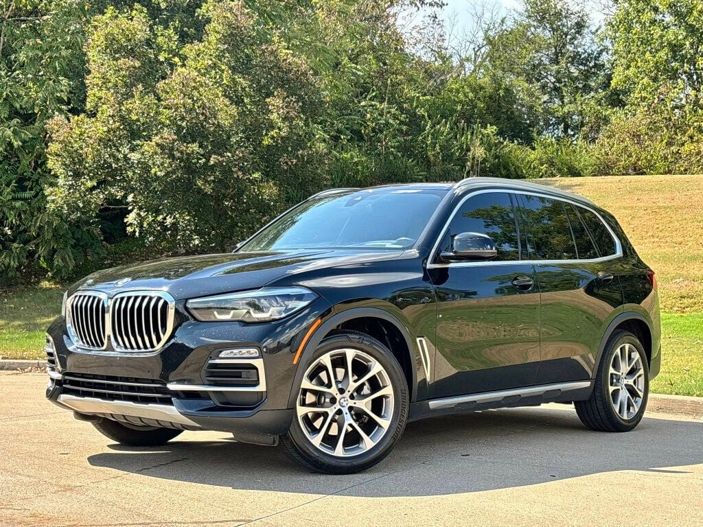 Used 2021 BMW X5 xDrive40i w/ Convenience Package AWD/4WD image 1