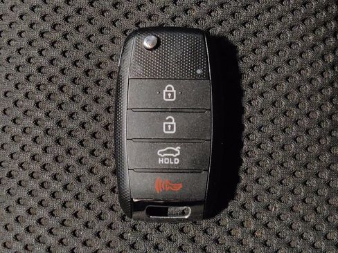 Used 2020 Kia Optima LX FWD image 32