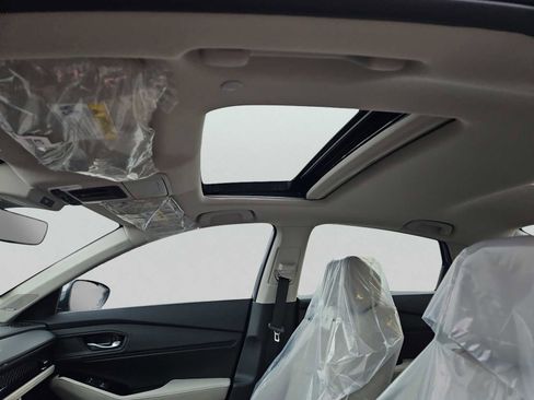 New 2025 Honda Accord Touring image 9