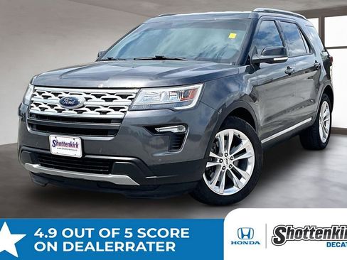 Used 2018 Ford Explorer XLT w/ Equipment Group 202A image 1