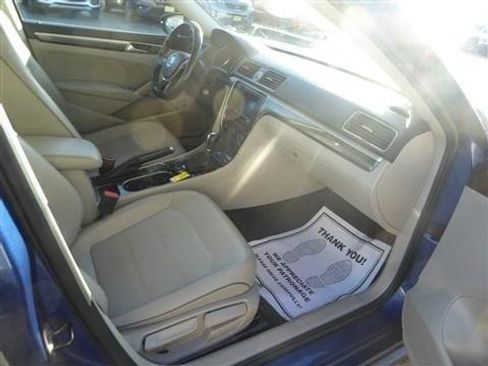 Used 2016 Volkswagen Passat 1.8T SE image 19
