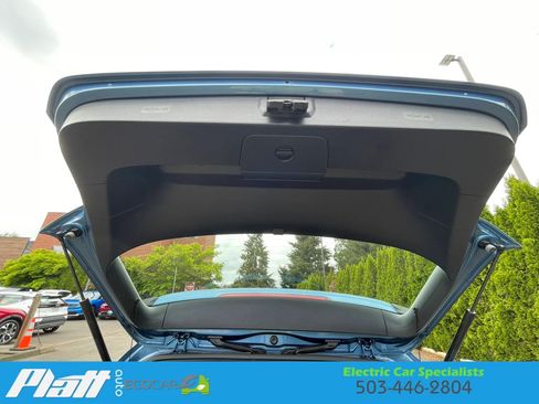 Used 2016 Volkswagen e-Golf SE w/ DC Fast Charging Package FWD image 52