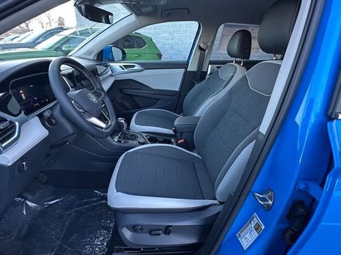 New 2026 Volkswagen Taos SE image 24