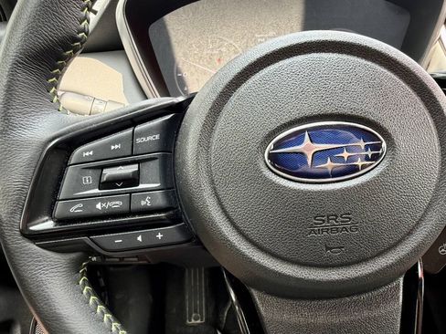 Used 2025 Subaru Outback Onyx Edition AWD/4WD image 39