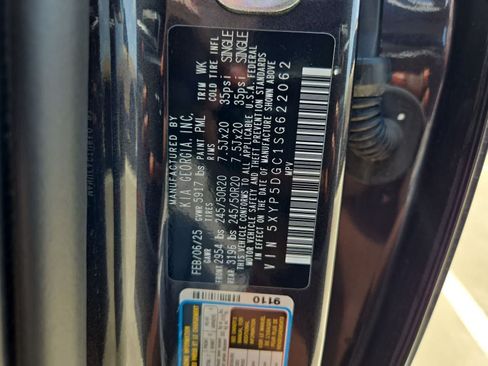 Certified 2025 Kia Telluride SX Prestige X-Line AWD/4WD image 37
