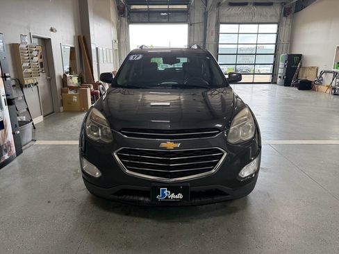 Used 2017 Chevrolet Equinox LT w/ Convenience Package AWD/4WD image 3