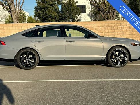 Used 2026 Honda Accord Sport image 3