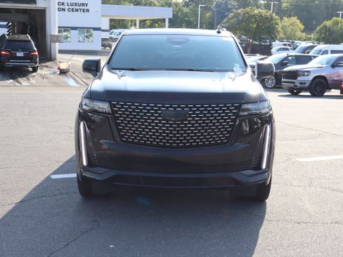 Used 2024 Cadillac Escalade ESV Premium Luxury AWD/4WD image 15