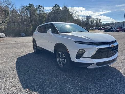 New 2026 Chevrolet Blazer LT w/ LPO, Floor Liner Package image 4