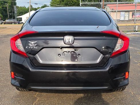 Used 2017 Honda Civic LX image 4