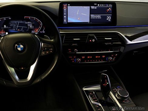 Used 2021 BMW 530i xDrive w/ Premium Package AWD/4WD image 16