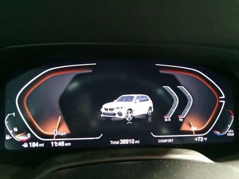 Used 2022 BMW X5 xDrive40i w/ M Sport Package AWD/4WD image 11