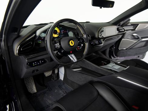 Used 2025 Ferrari Purosangue AWD/4WD image 13