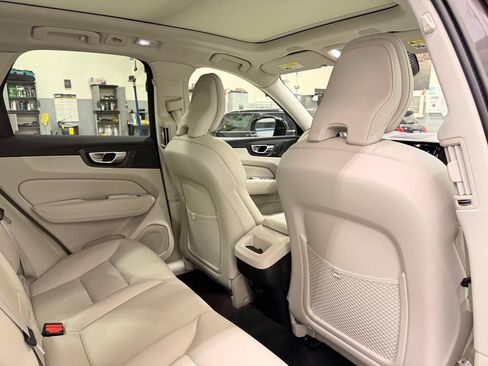 Used 2023 Volvo XC60 B5 Plus w/ Protection Package Premier AWD/4WD image 25