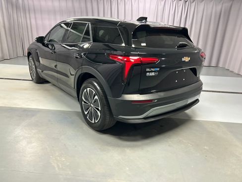 Used 2024 Chevrolet Blazer EV LT image 5