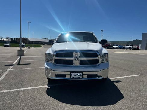 Used 2019 RAM 1500 Tradesman w/ Chrome Appearance Group AWD/4WD image 8