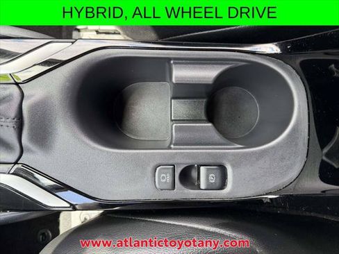 Certified 2024 Toyota Corolla SE AWD/4WD image 28