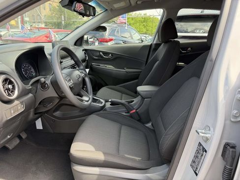 Certified 2023 Hyundai Kona SEL AWD/4WD image 18