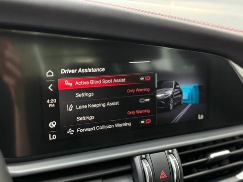 Used 2021 Alfa Romeo Giulia Quadrifoglio image 20