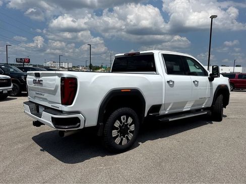 New 2026 GMC Sierra 2500 Denali w/ Denali Reserve Package AWD/4WD image 2