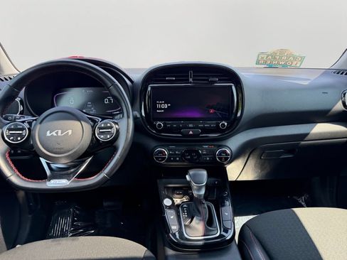 Used 2023 Kia Soul GT-Line w/ GT-Line Technology Package FWD image 16