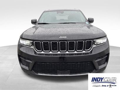Used 2025 Jeep Grand Cherokee Laredo