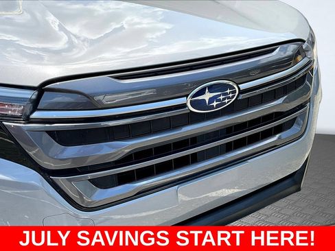 Used 2025 Subaru Forester Premium AWD/4WD image 42