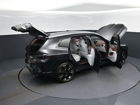 Certified 2023 BMW XM AWD/4WD image 49