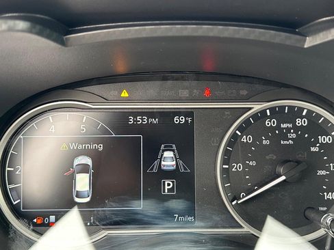 New 2025 Nissan Versa SV w/ Trunk Package image 13