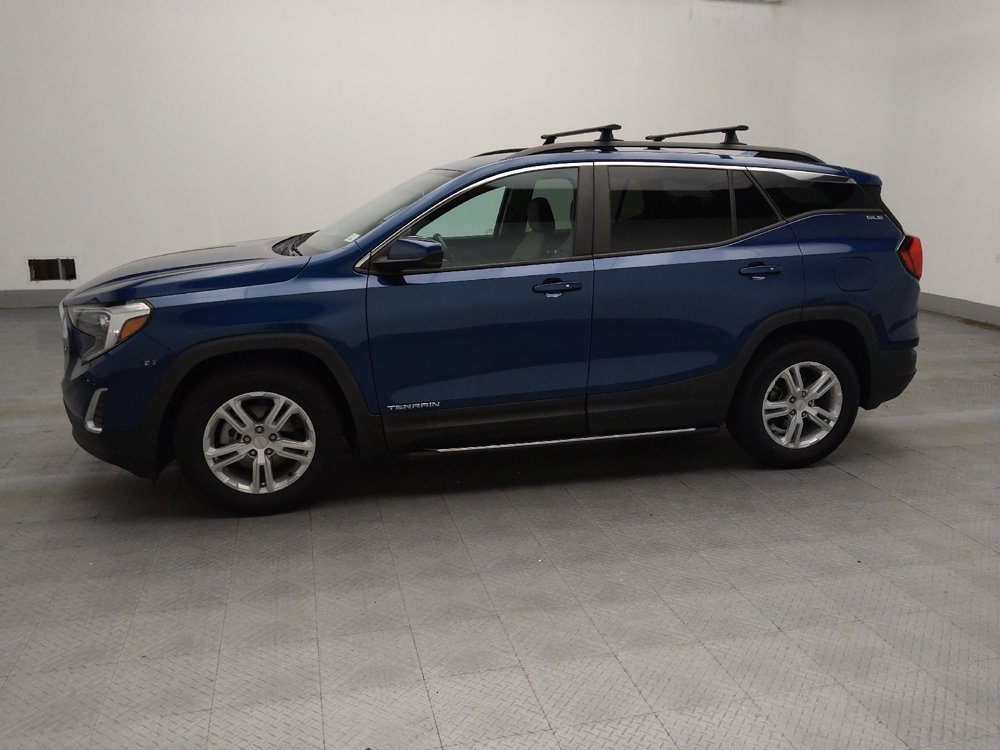 Used 2021 GMC Terrain SLE w/ Driver Convenience Package FWD image 2