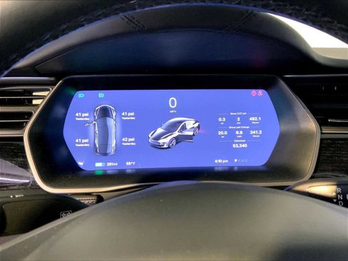 Used 2020 Tesla Model S Long Range Plus image 29