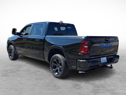Used 2025 RAM 1500 Big Horn AWD/4WD image 3