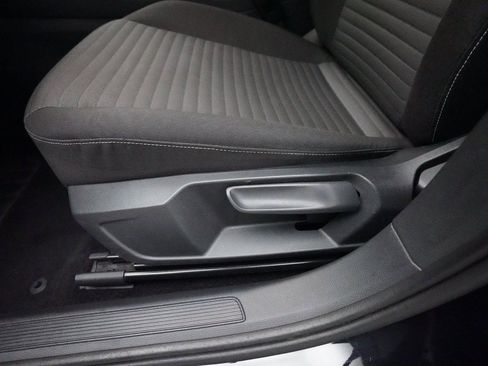 Used 2024 Volkswagen Jetta S image 28